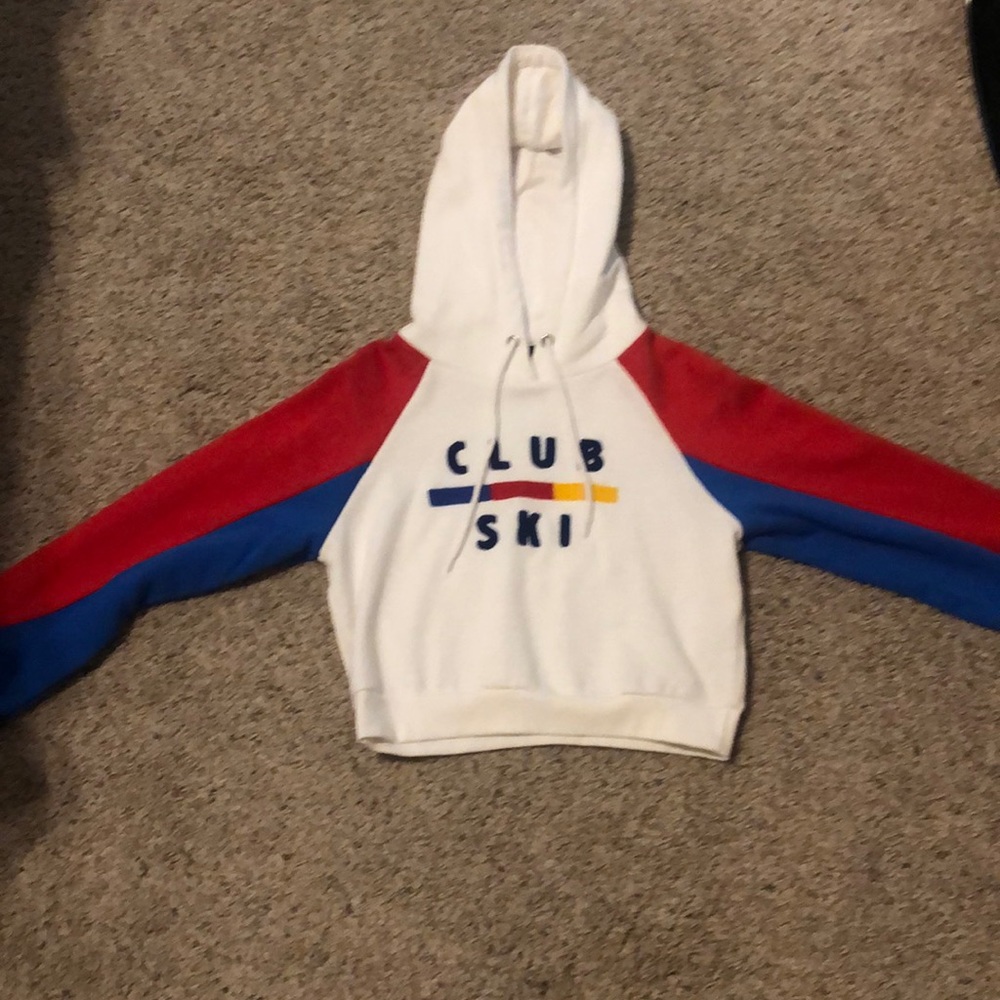 Forever 21 cropped club ski hoodie
